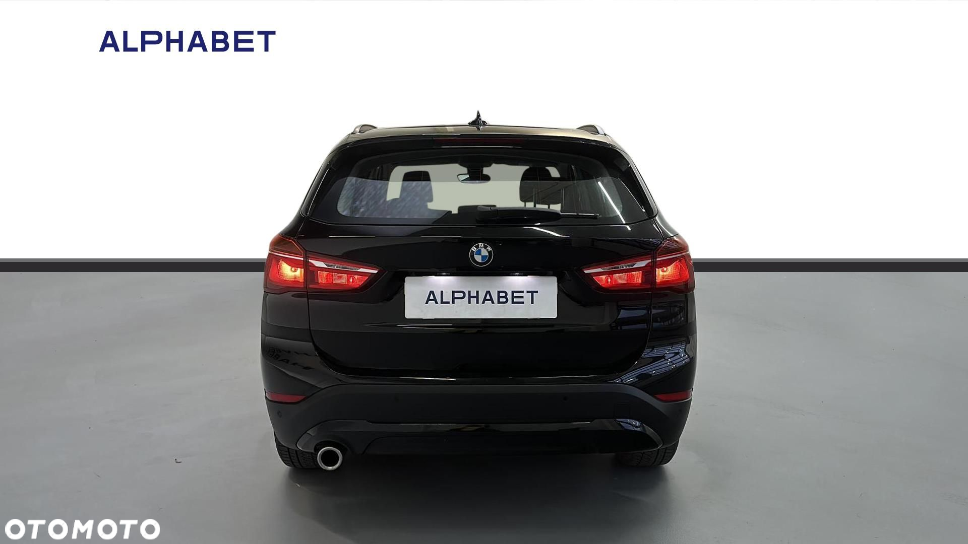 BMW X1 sDrive18i Advantage - 4