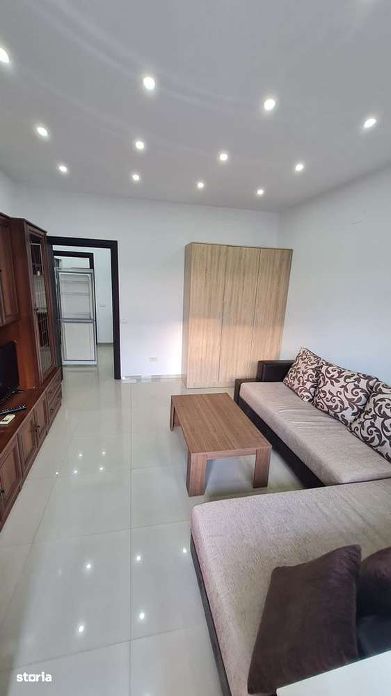 Apartament cu 2 camere Romana - Universitate *Tip studio - Imagine principală: 5/7