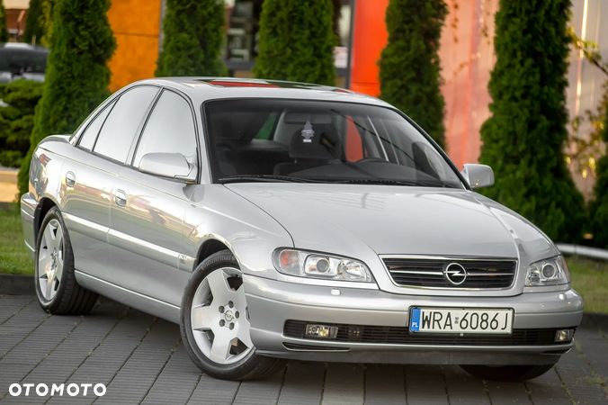 Opel Omega 3.2 Executive - 1