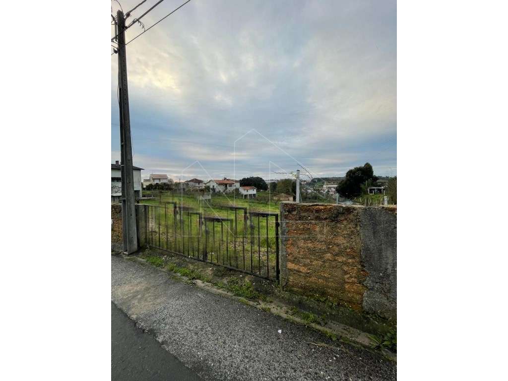Terreno urbano na Borralha - Grande imagem: 4/7