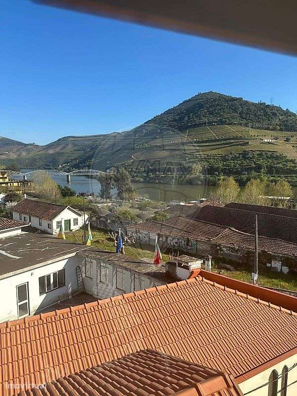 Moradia T4 para venda-25