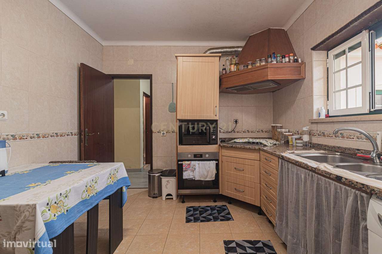 Casa T3 em Santa Maria, Torres Vedras - Oportunidade Única!-20