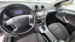 Ford Mondeo - 26