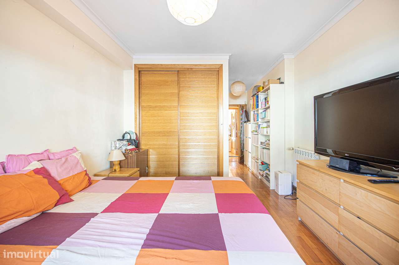 Apartamento T2+1 com terraço-14