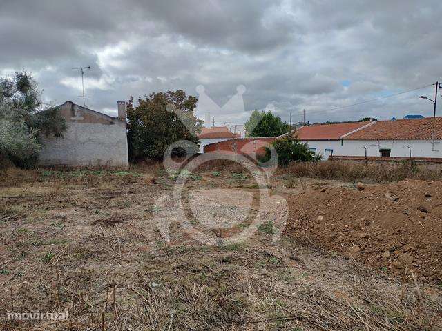 Ruina com Terreno no Perimetro Urbano 1460 m2-11