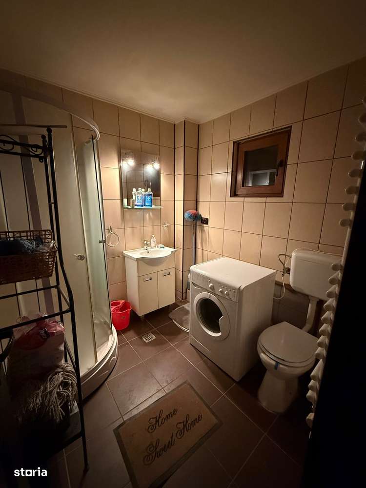 Casa de locuit sau de vacanta in Cornetu.-10