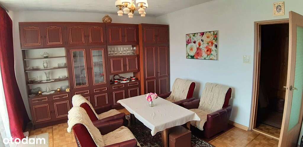 Duży dom na zadbanej działce.-4