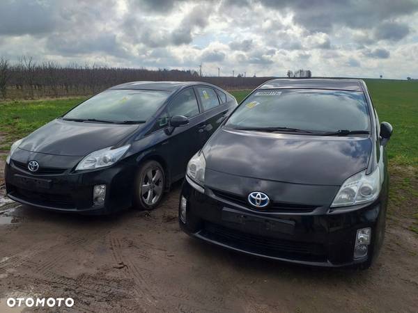 Toyota Prius III podłokietnik tunel schowek skóra - 5