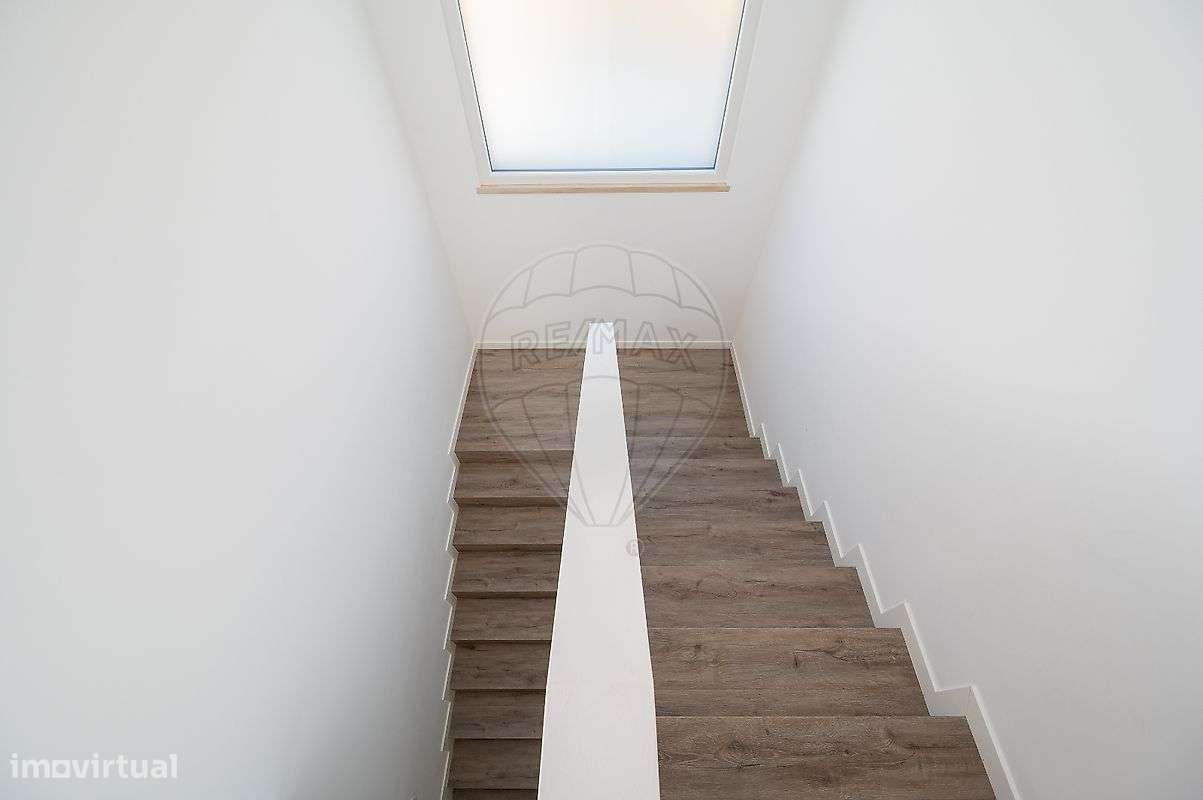 Moradia T4 para venda-45