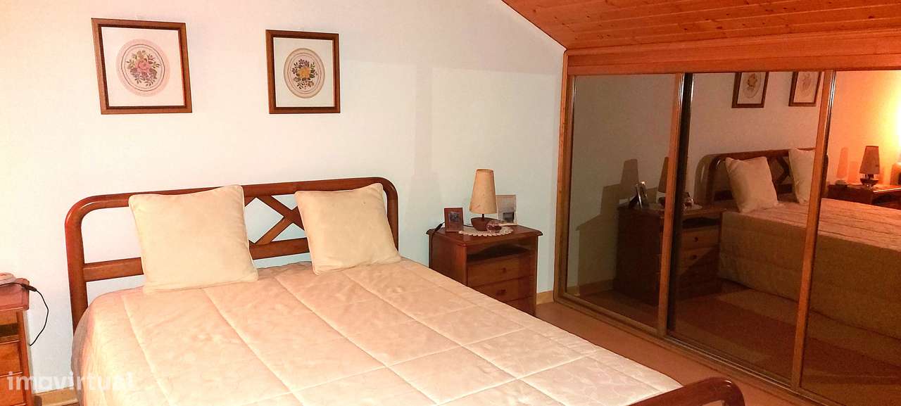 PINHAL NOVO - T3 Quintinha com Moradia e Piscina-32