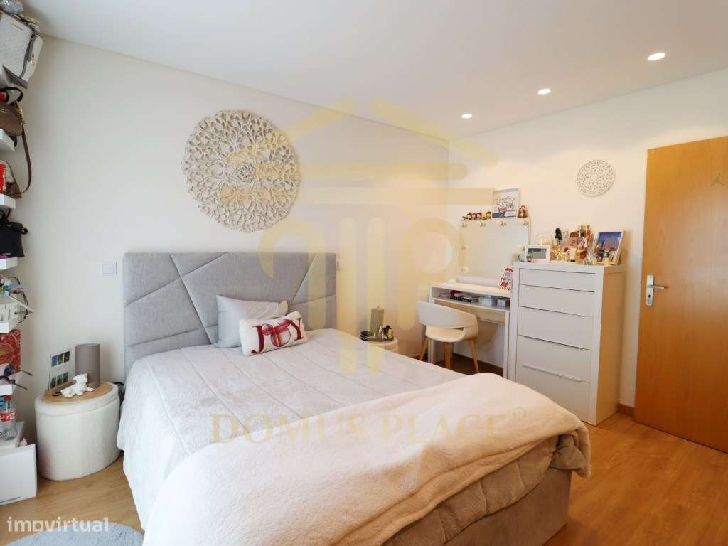 MORADIA T3 C/ JARDIM, TERRAÇO E GARAGEM | GUIFÕES-30