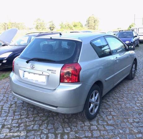 Toyota Corolla E12 1.4 D-4D 3P 2005 - Para Peças - 6