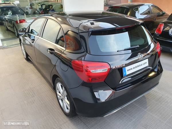 Mercedes-Benz A 180 d Urban Aut. - 10