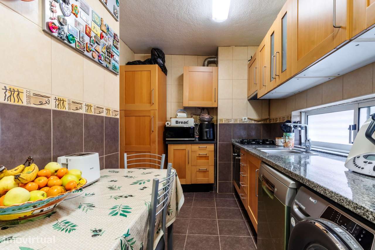 Apartamento T2 Remodelado em Marvila, Lisboa-10