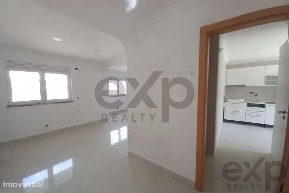 Moradia - Foros da Amora - Grande imagem: 5/33