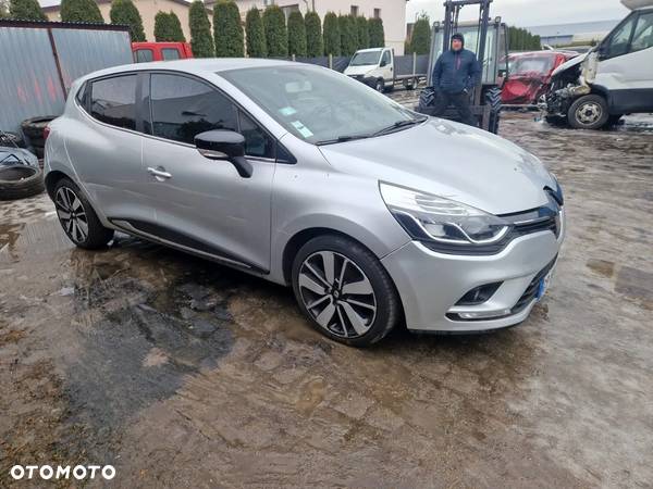 Renault Clio 1.5 dCi Alize - 11