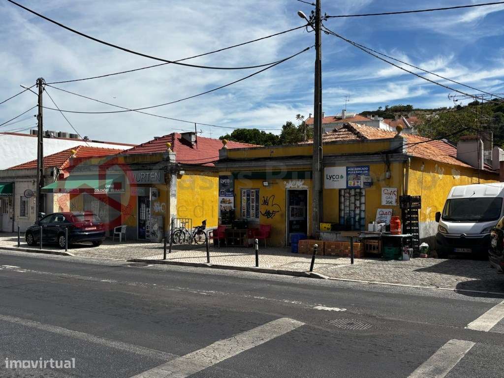Prédio para Investimento em Olival Basto, Odivelas-35