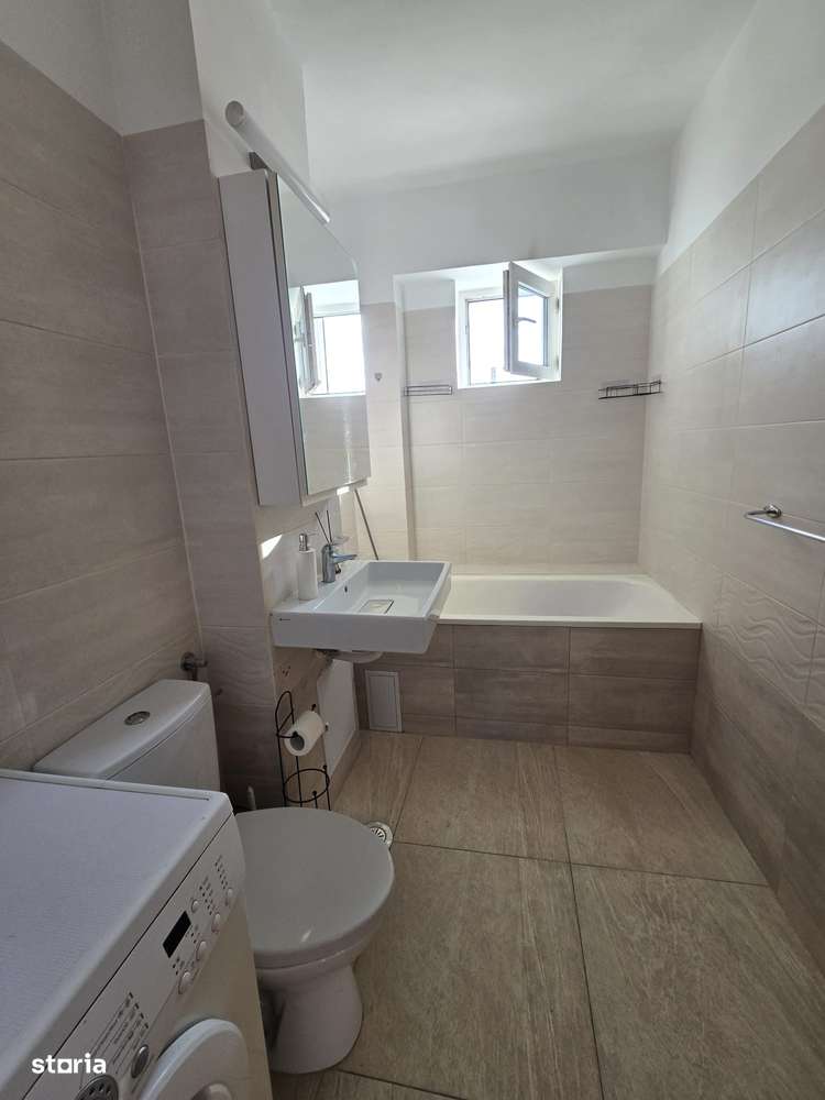 Berceni-Oltenitei, apartament decomandat,  spatios, bloc 2002-14