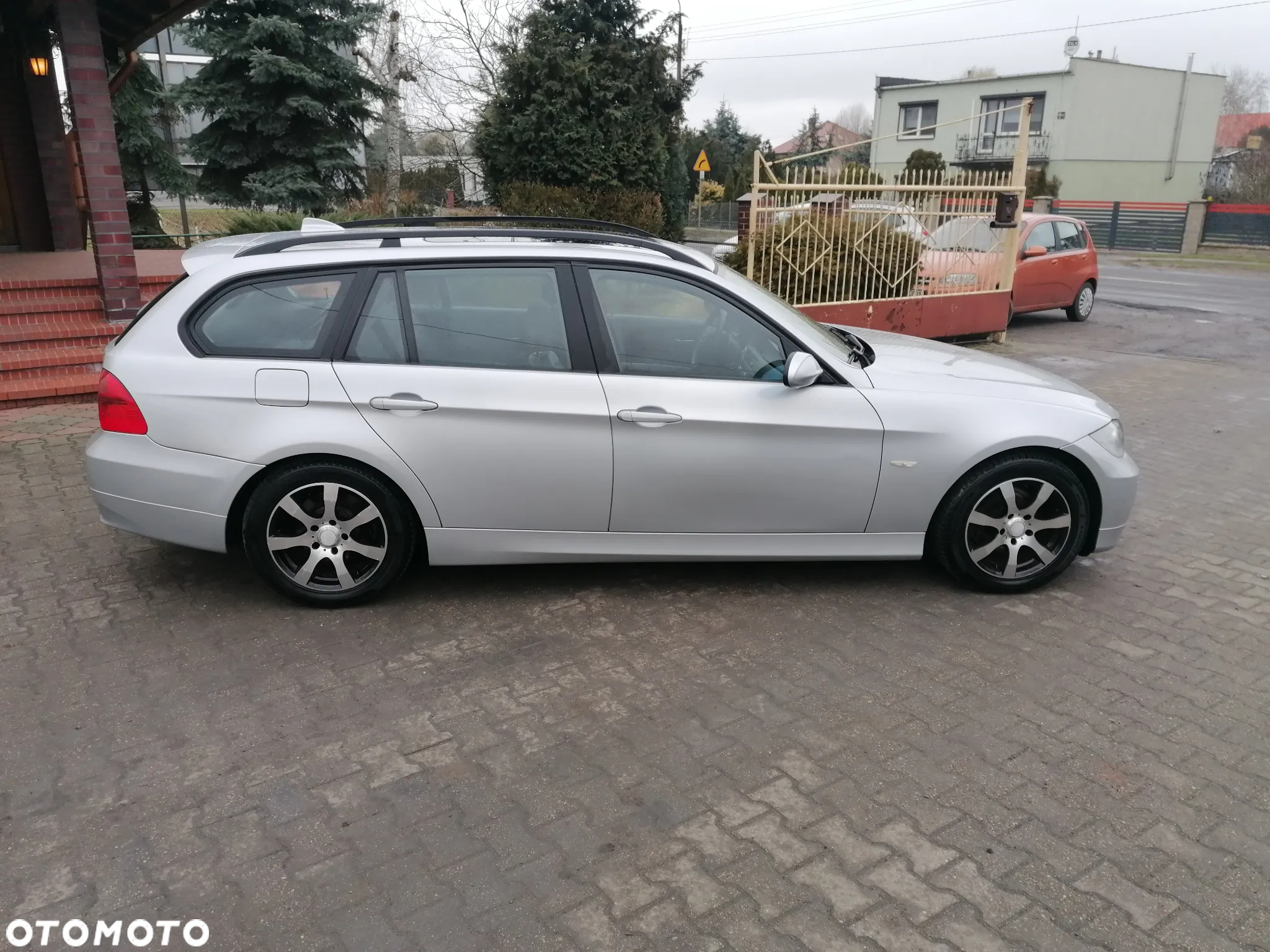 BMW Seria 3 - 10