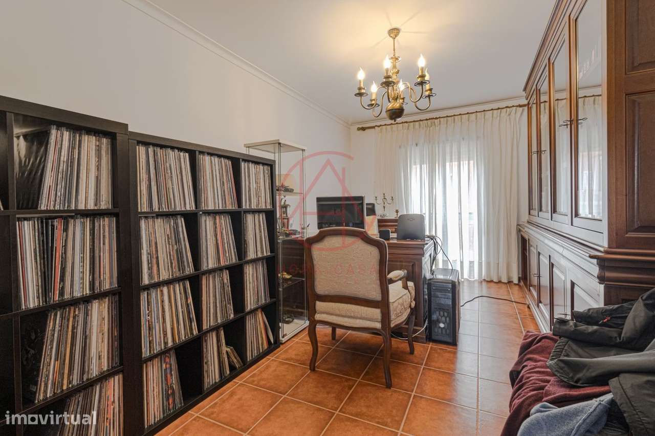 Apartamento T3 – Vila Nogueira de Azeitão-25