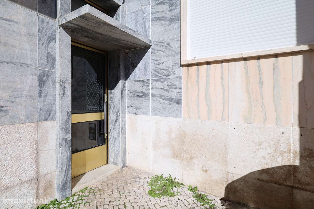 Arrendamento - T1 - Belém - Pátio Privativo - Grande imagem: 4/32