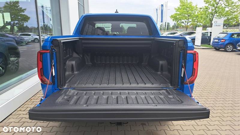 Volkswagen Amarok - 22