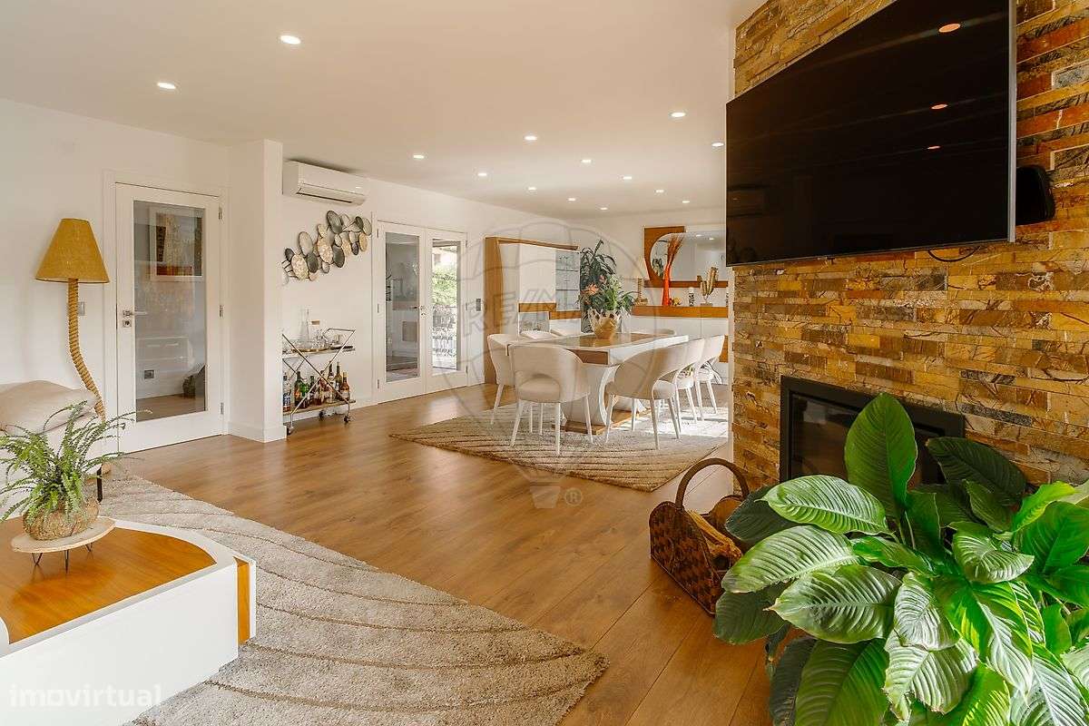 Moradia T5 para venda-8