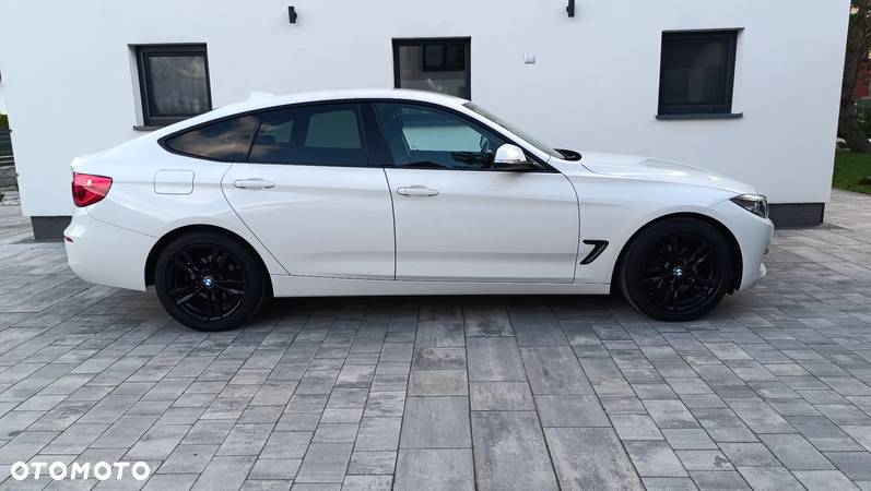 BMW 3GT 320d xDrive Sport - 14