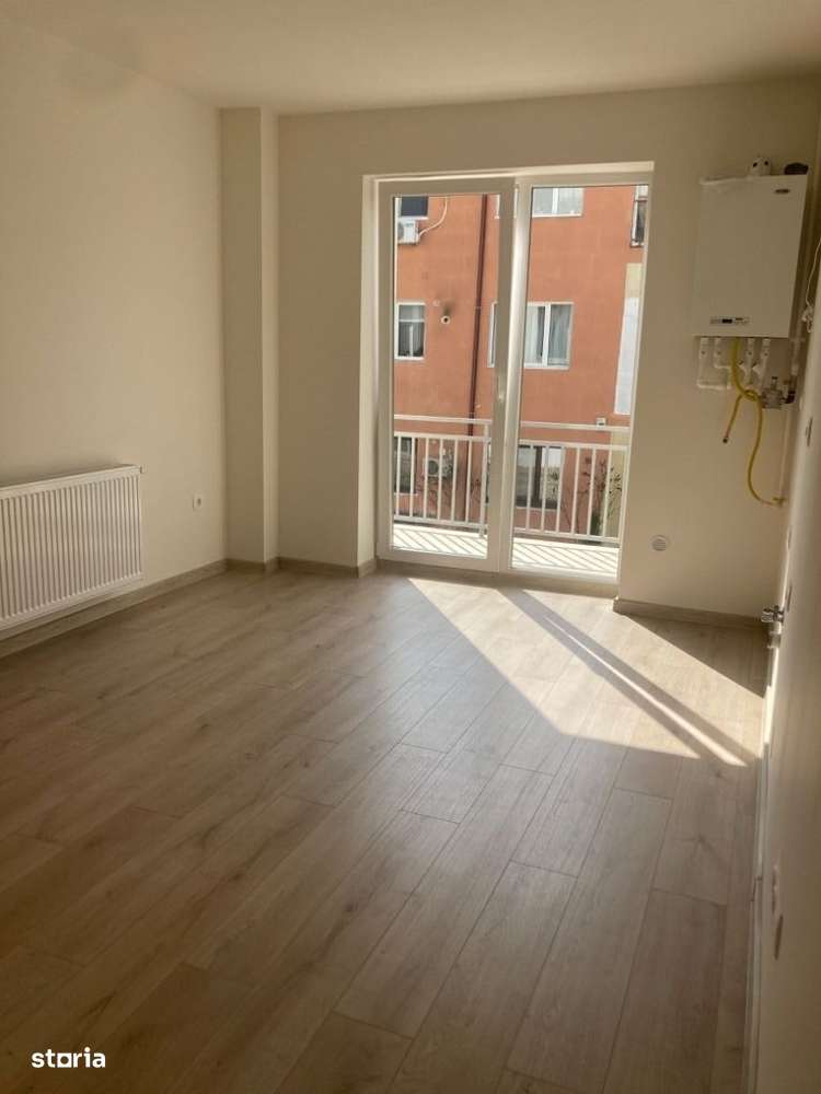 Apartament 2 camere de vanzare - Imagine principală: 3/8