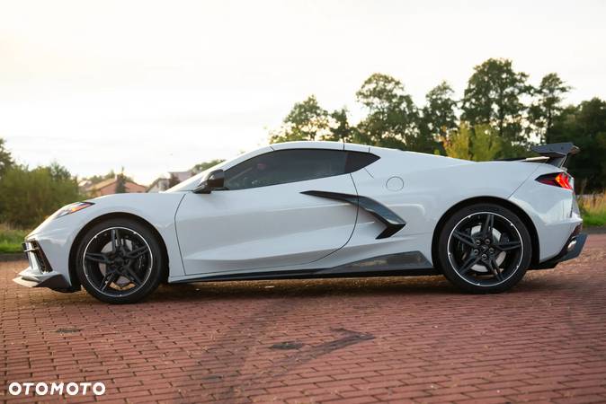 Chevrolet Corvette Stingray 2LT 6.2 V8 Automatik - 2