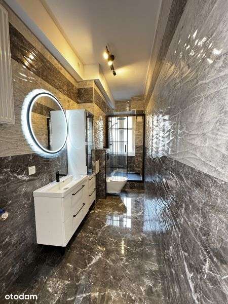 Duże mieszkanie w centrum miasta-4