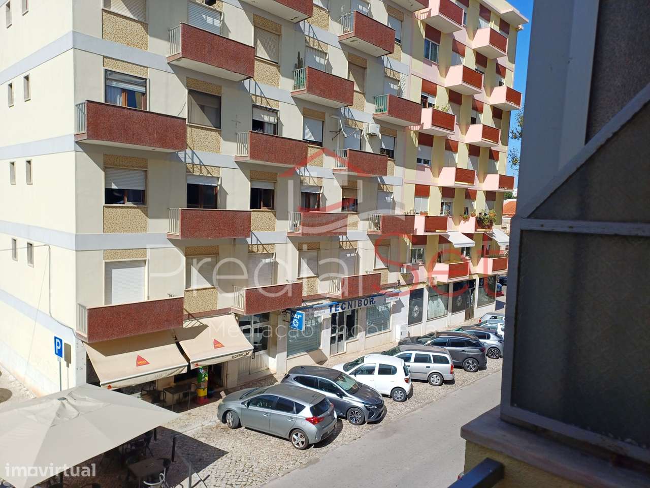 Apartamento T3 Totalmente Renovado- Montalvão-Setubal-17