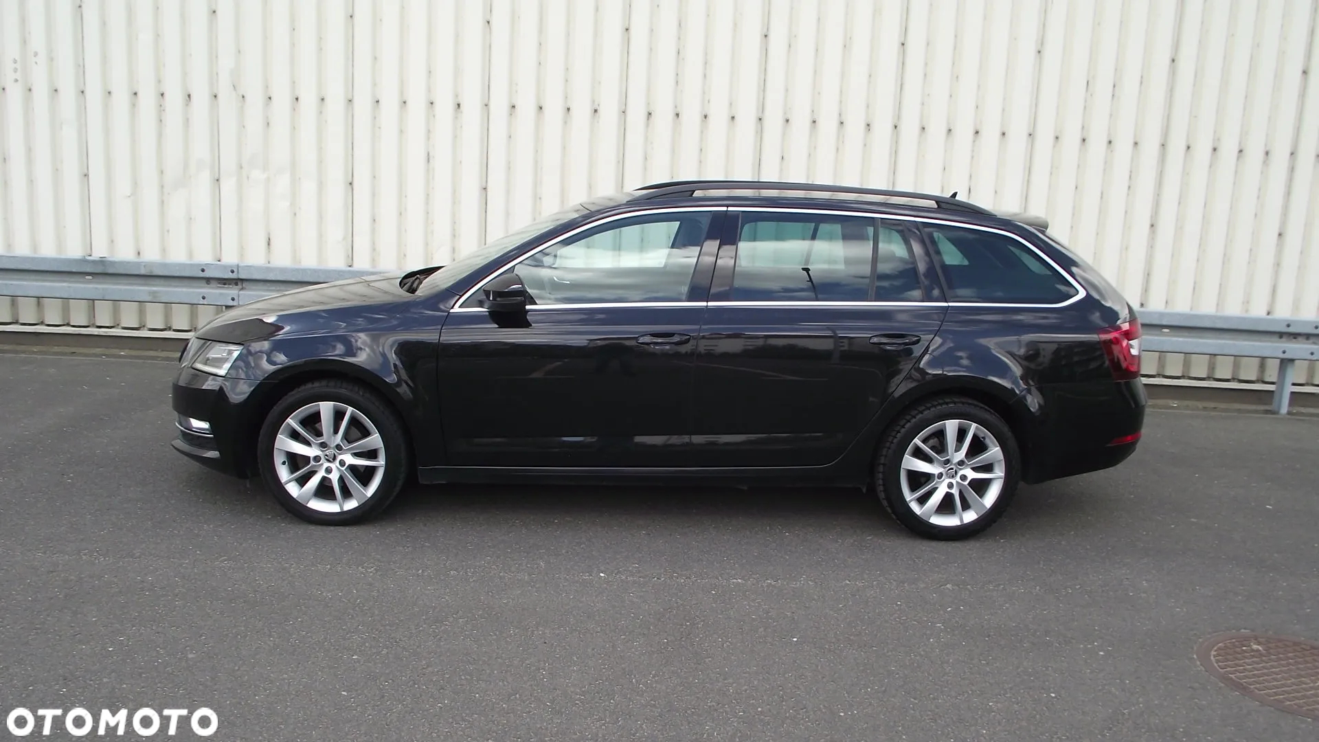 Skoda Octavia 2.0 TDI Style - 12