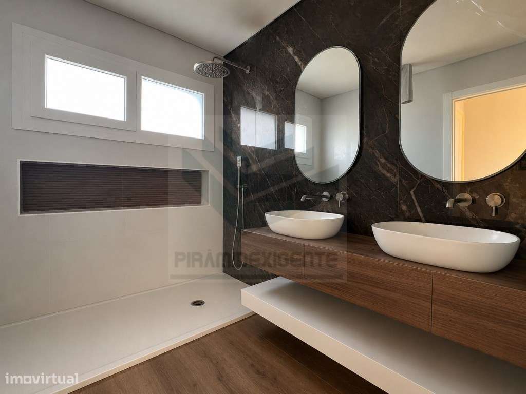 Moradia Isolada, Piscina, Garagem, Jardim Amplo, Azeitão-3
