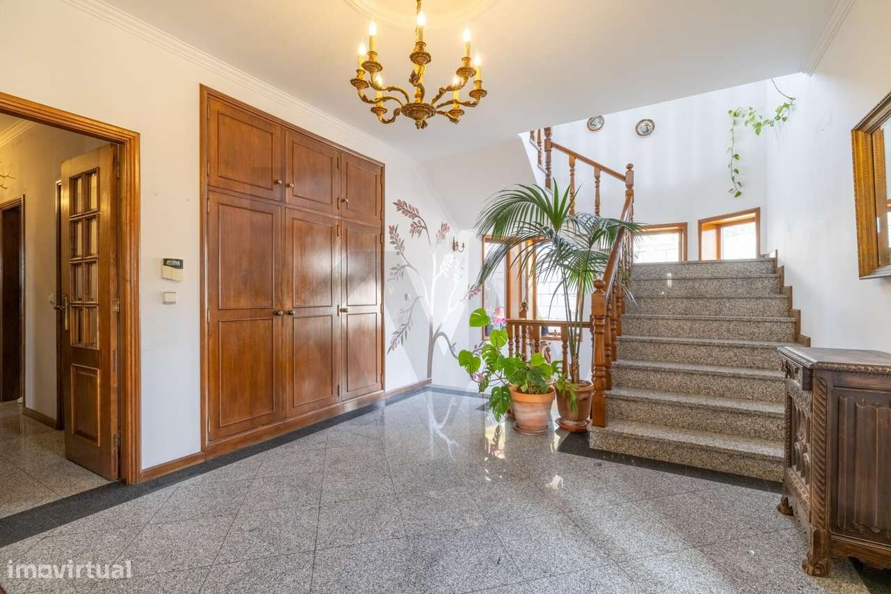 Encante-se com esta Moradia em Vilarinho, Santo Tirso! - Grande imagem: 5/25