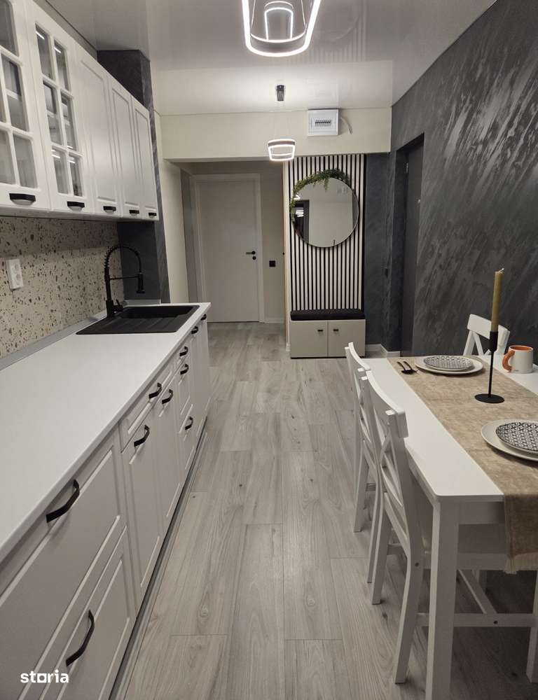 Apartament cu 3 camere de vânzare în zona Școlilor - Imagine principală: 5/7