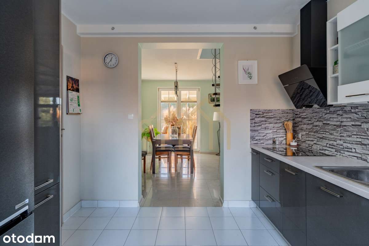 Komfortowy dom z pięknym ogrodem-7