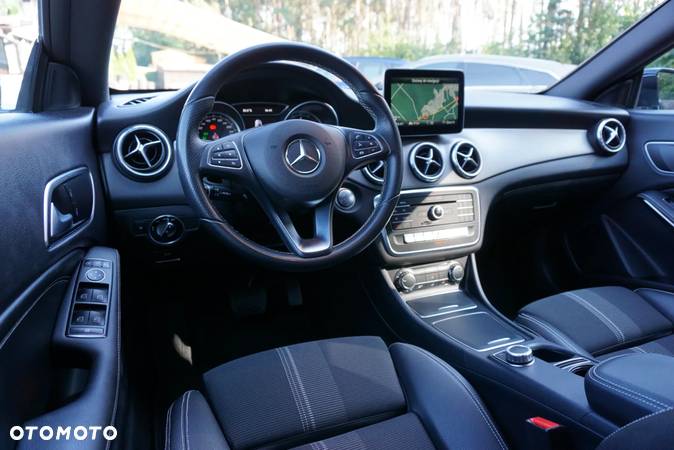 Mercedes-Benz CLA 200 (CDI) d 7G-DCT - 15