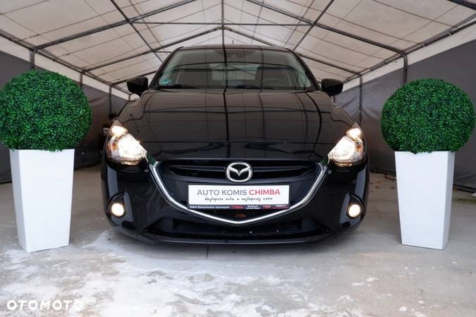 Mazda 2 - 3