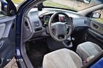 Hyundai Tucson 2.0 Comfort 2WD - 23