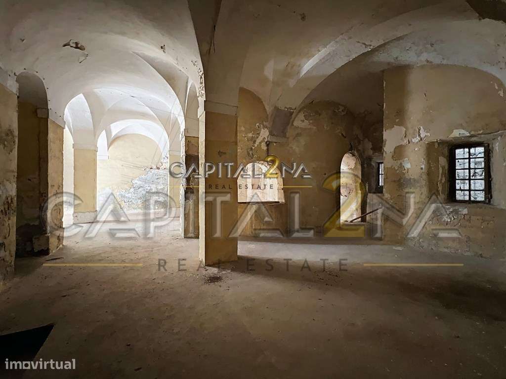 Prédio Devoluto com Projeto Aprovado na Baixa de Lisboa-38