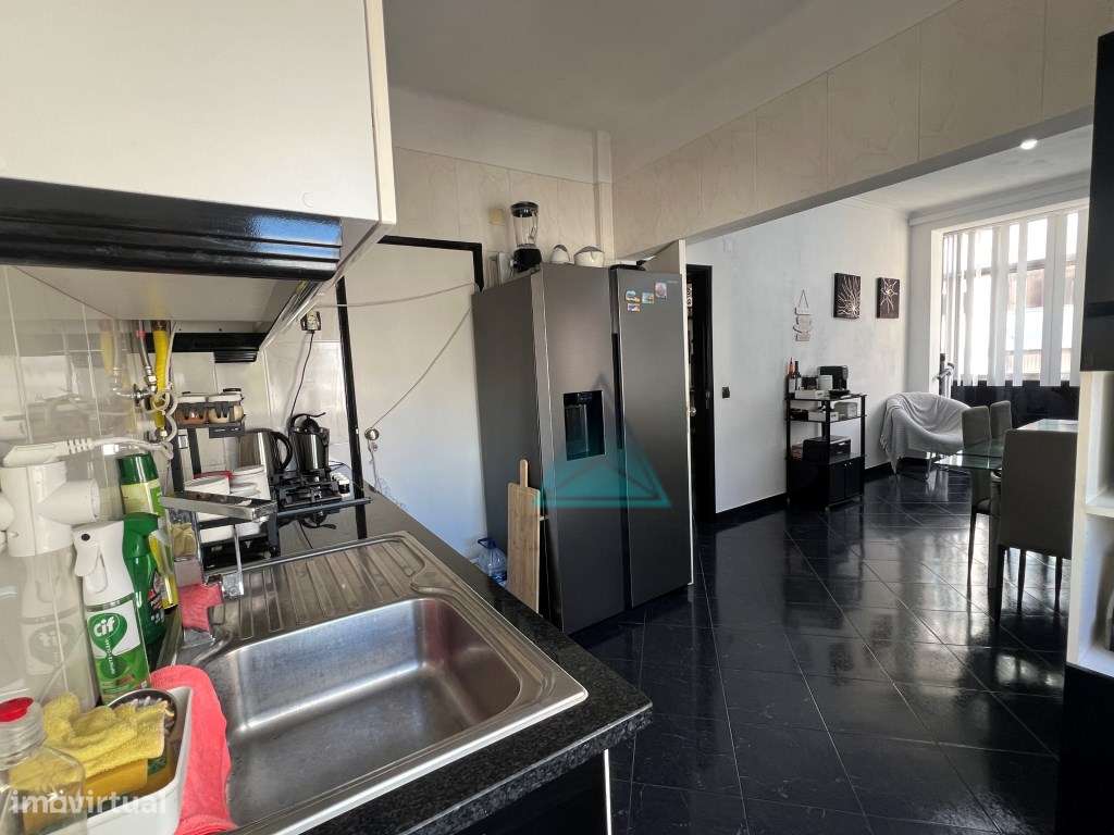 Apartamento T3 Paivas com melhoramentos 2º andar-1