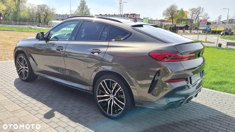 BMW X6 xDrive40i - 4