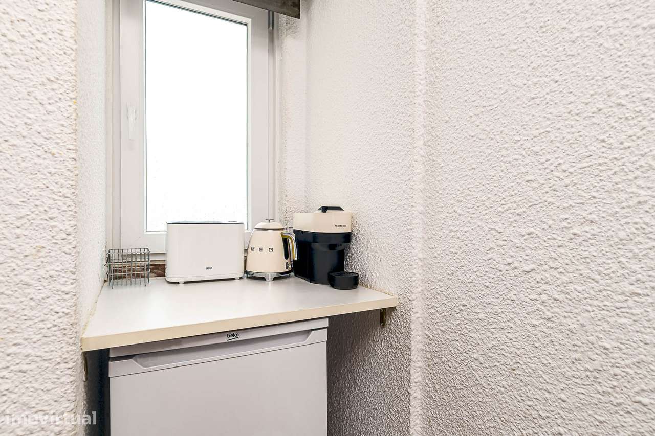 Estúdio T0 com licença AL - Cascais-10