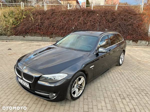 BMW Seria 5 520d Touring - 21