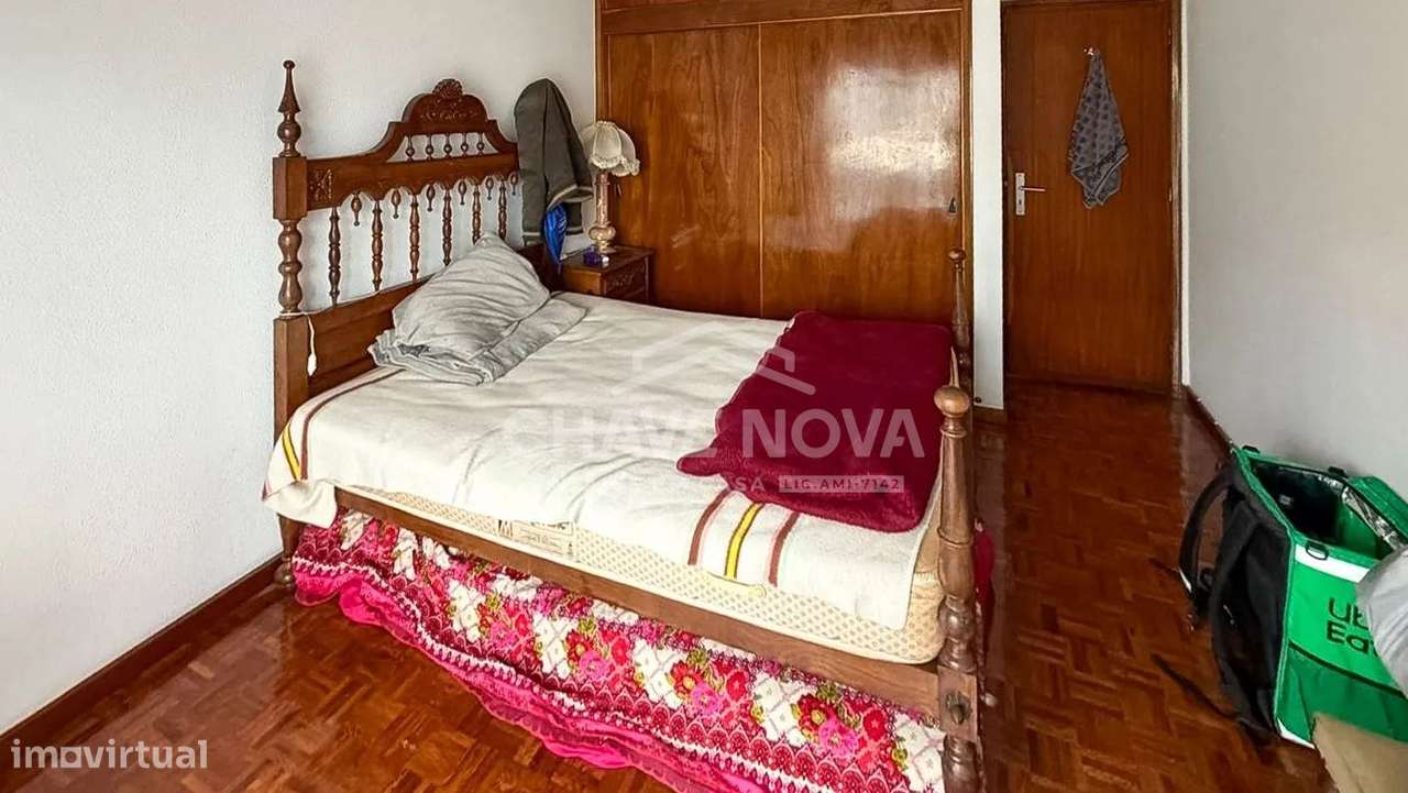 T2+1 c/ Garagem + arrumos +Terraço-11