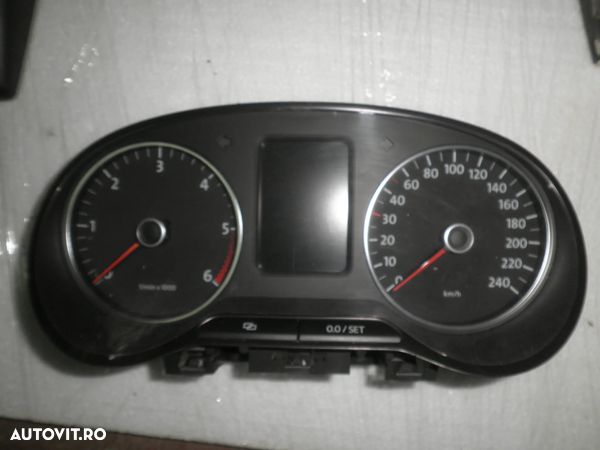 Ceasuri bord VW Polo 6R 1.6 TDI 6R0920861 6R0920861F - 1