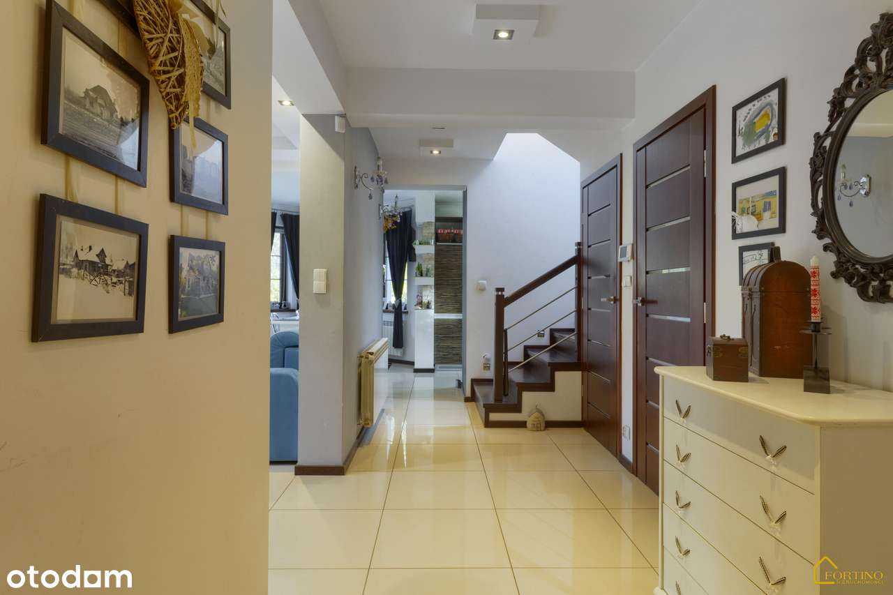 Piękny dom w najlepszej części Starej Wsi k. Nadarzyna-5