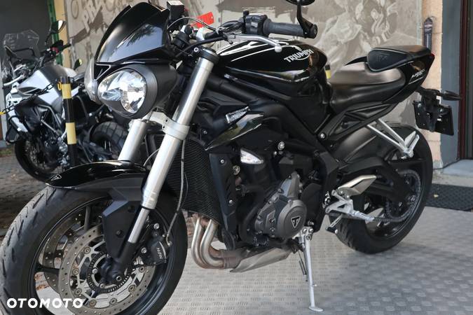 Triumph Street Triple - 2