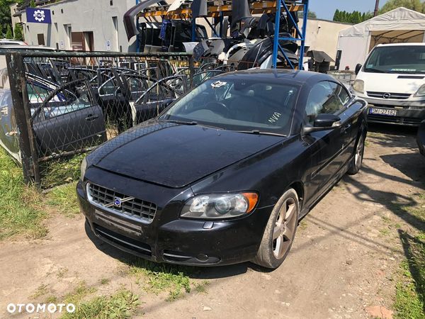 VOLVO C70 II 2.5 T MANUAL 2007R. 452-26 NA CZĘŚCI - 1